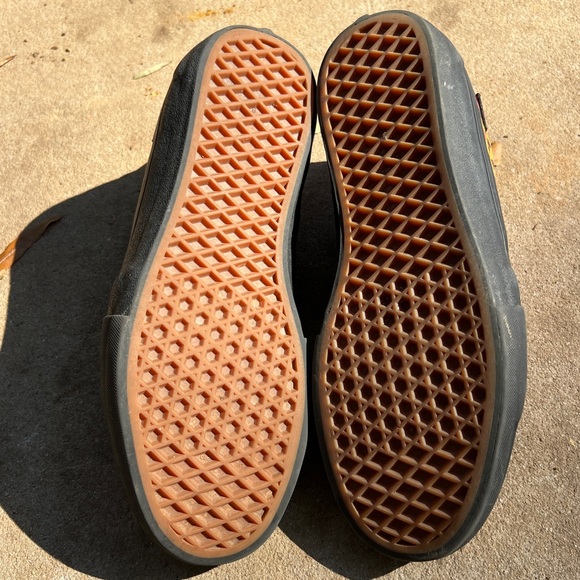 Vans Sk8-Hi magenta, black animal print shoes SIZE 10 - Picture 4 of 8